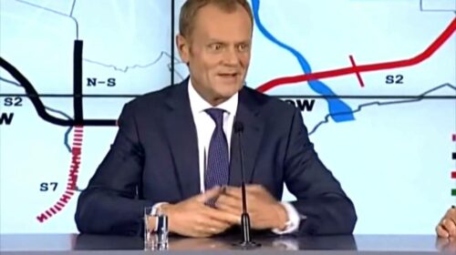 Premier Tusk jak na przesłuchaniu?