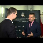 Czy Komorowski stoi za “operacją Petru”?