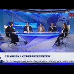 Człowiek i cyberprzestrzeń