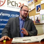 GW: Młodzież przestała myśleć i powtarza slogany polityków