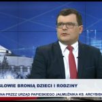 Posłowie bronią dzieci i rodziny