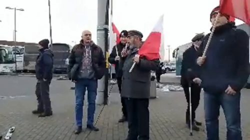 Dla Patriotów w Auschwitz i w UK nie ma miejsca!