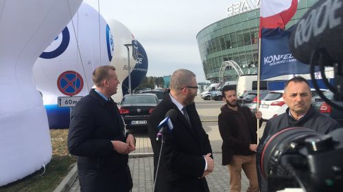 Szpitale w długach. Pacjenci w kolejkach. Protestujący personel